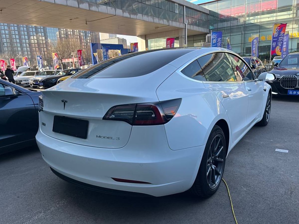 特斯拉 Model 3  2020款 改款 標準續(xù)航后驅升級版圖片