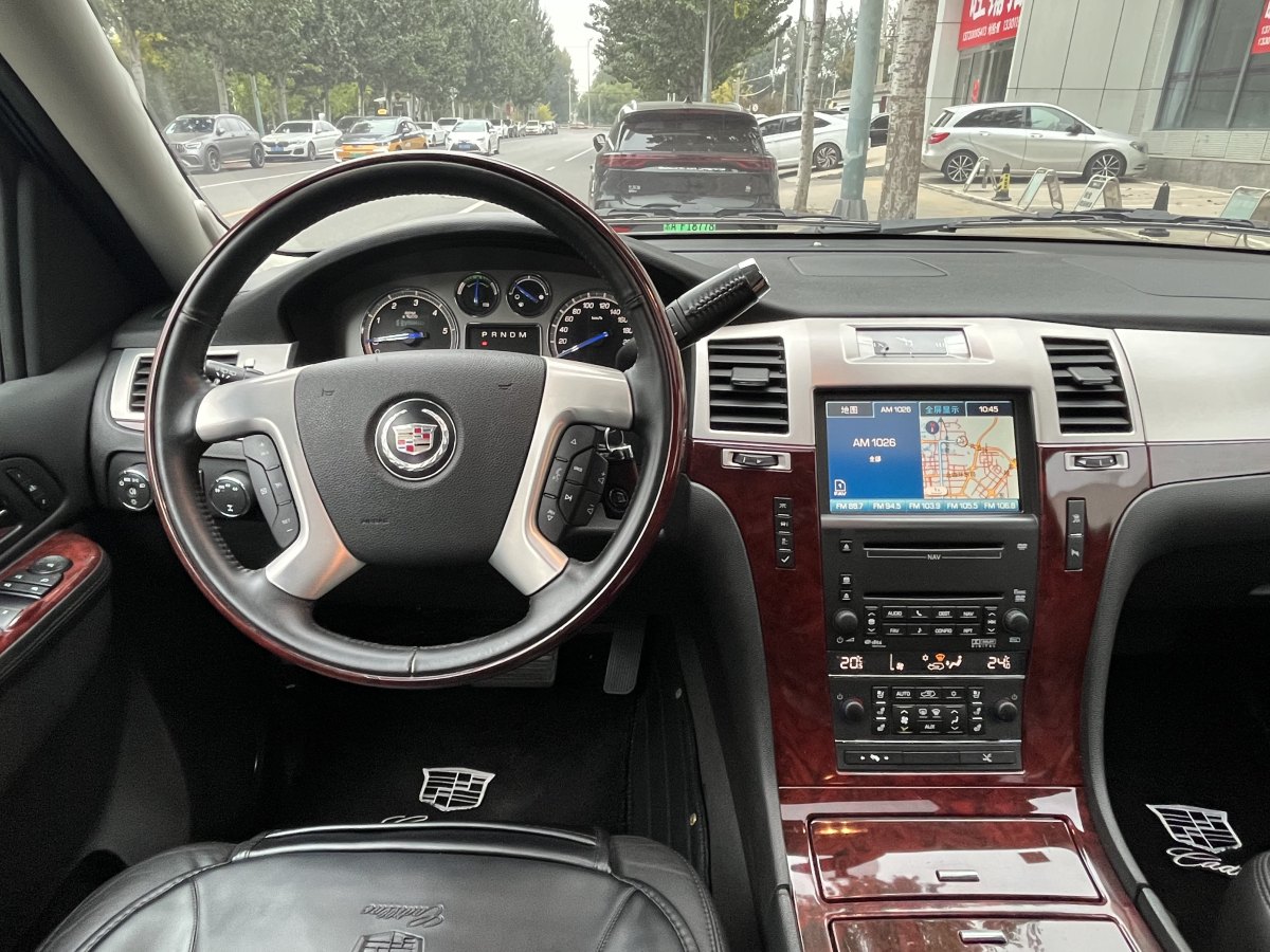 2010年5月凱迪拉克 凱雷德ESCALADE  2010款 6.0 Hybrid