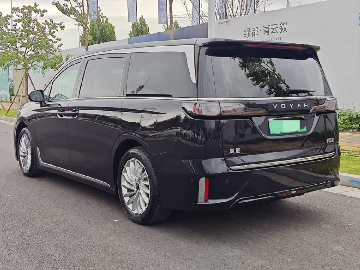 嵐圖 夢想家  2024款 PHEV 超長續(xù)航尊貴版圖片