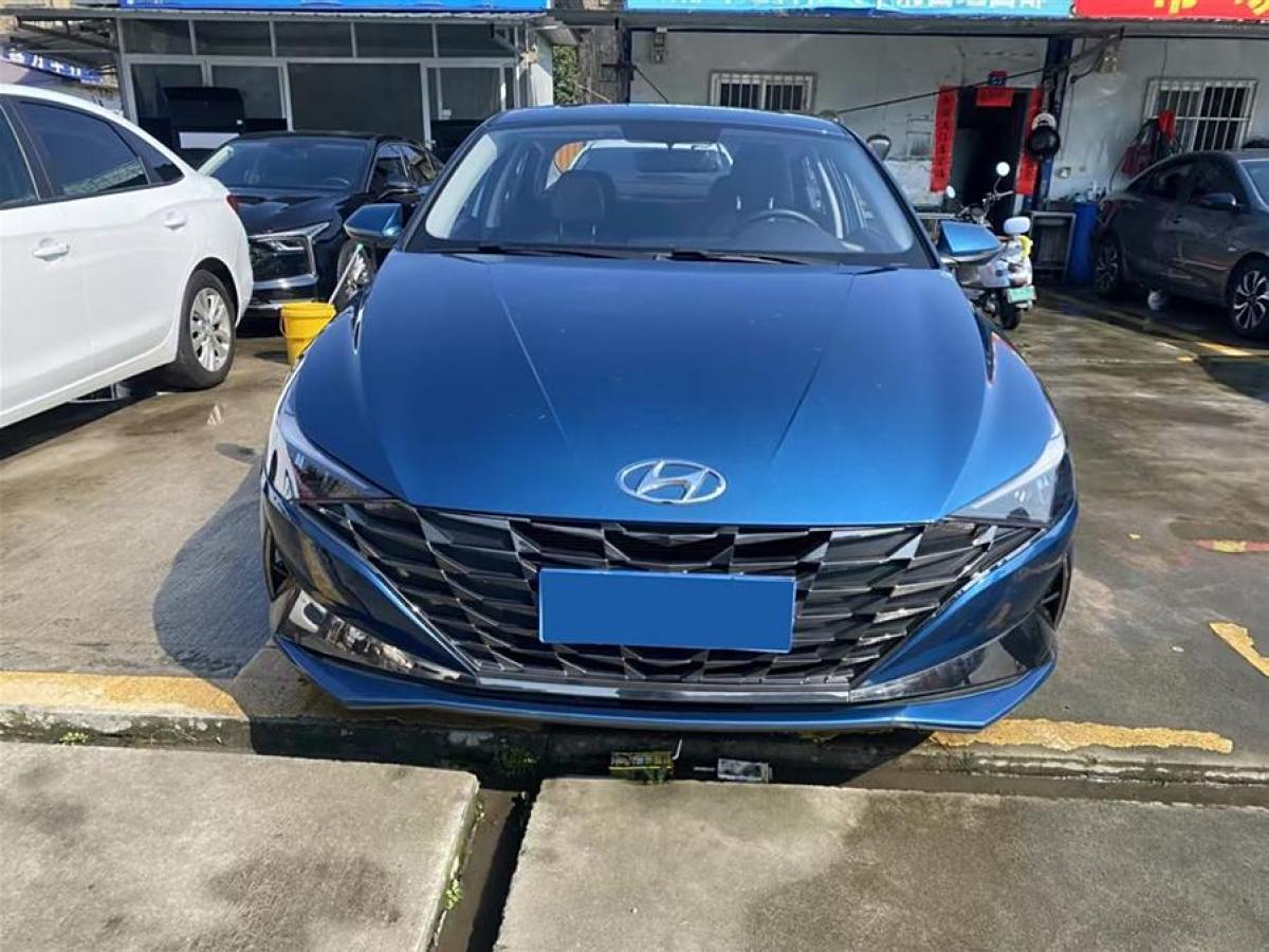 現(xiàn)代 伊蘭特  2022款 1.5L CVT LUX尊貴版圖片