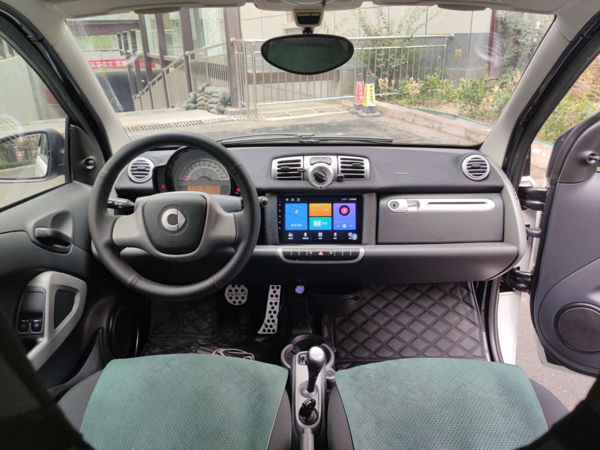 smart fortwo  2015款 1.0 MHD  舒適暢游版圖片