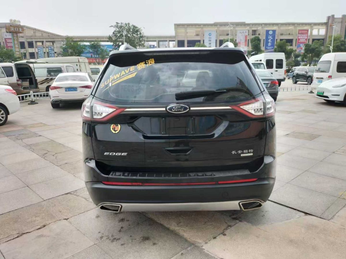福特 銳界  2018款 2018款 改款 EcoBoost 245 兩驅(qū)鉑銳型 5座 國(guó)VI圖片