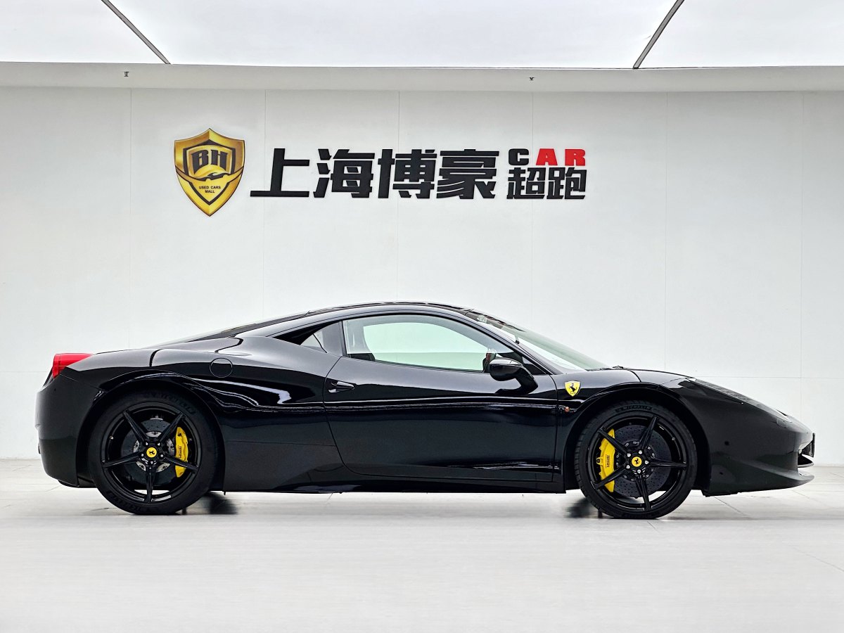 2014年1月法拉利 458  2011款 4.5L Italia