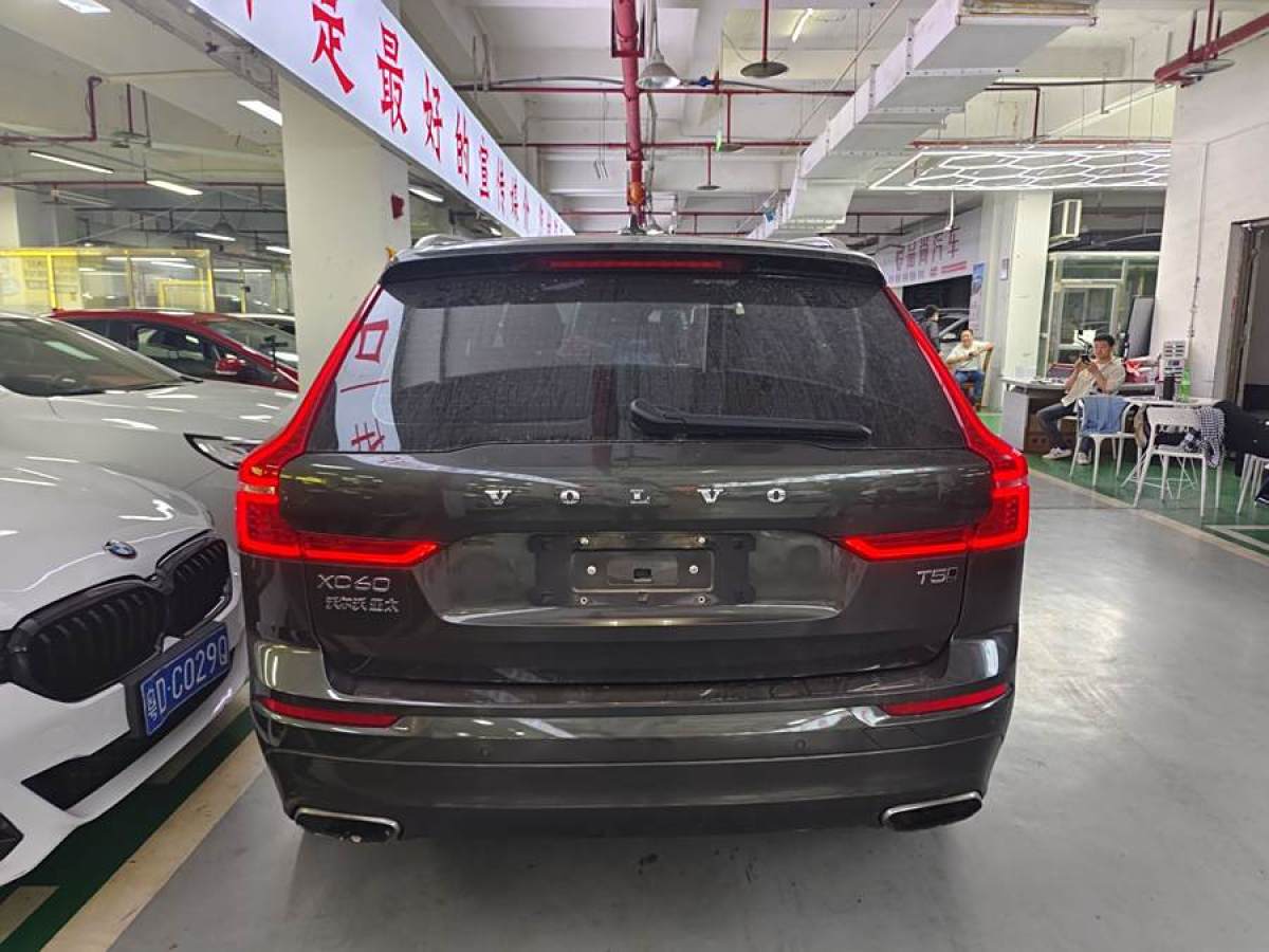 沃爾沃 XC60  2018款 T5 四驅智逸版圖片