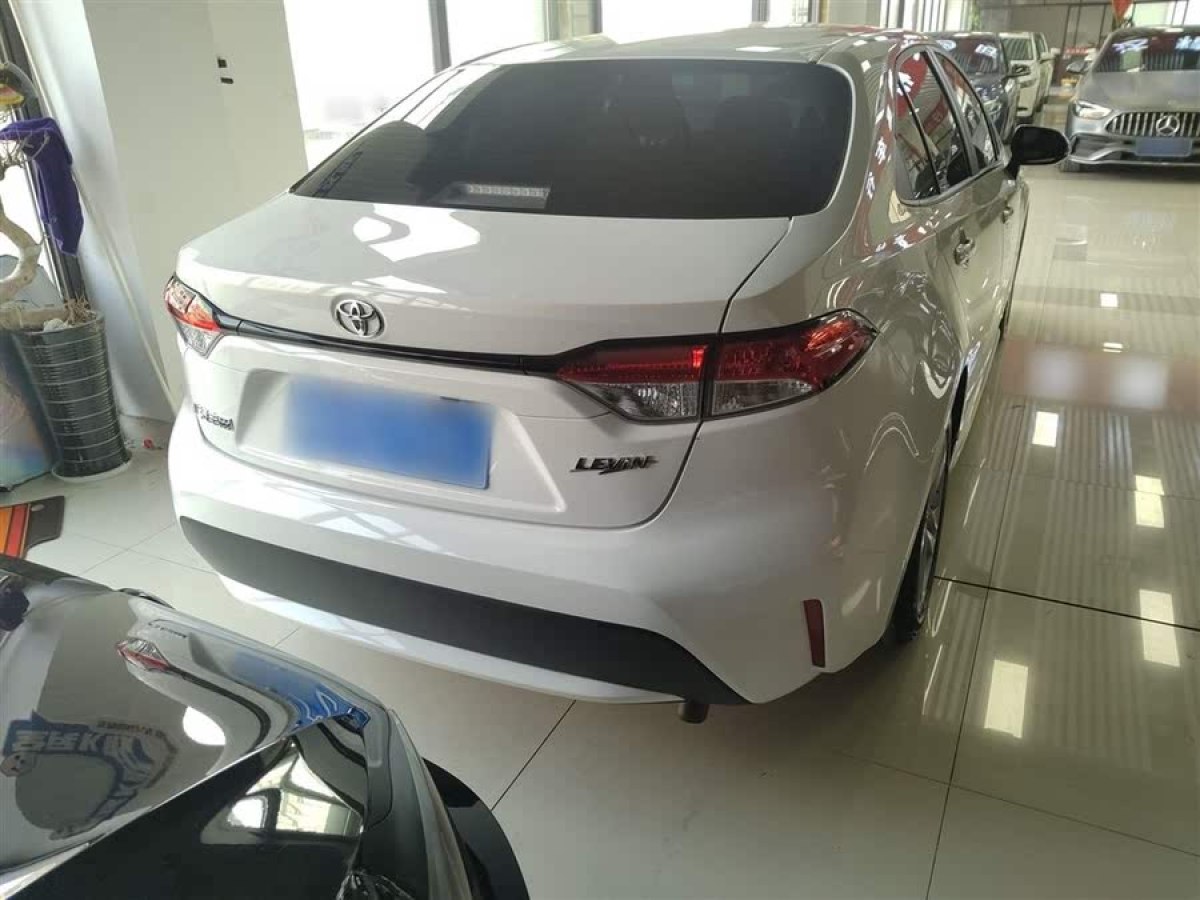 豐田 雷凌  2022款 TNGA 1.5L CVT領(lǐng)先版圖片