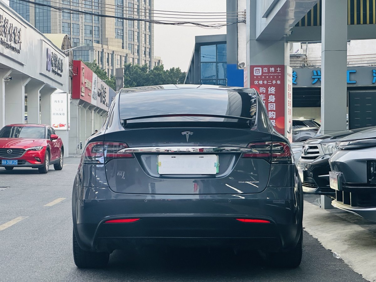 特斯拉 Model X  2020款 長(zhǎng)續(xù)航升級(jí)版圖片