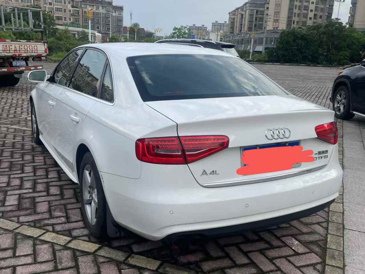 奧迪 奧迪A4L  2016款 35 TFSI 自動技術(shù)型圖片