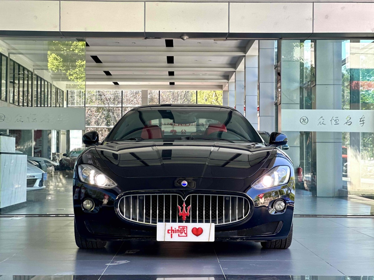 2014年6月瑪莎拉蒂 GranTurismo  2007款 4.2L 標(biāo)準(zhǔn)版