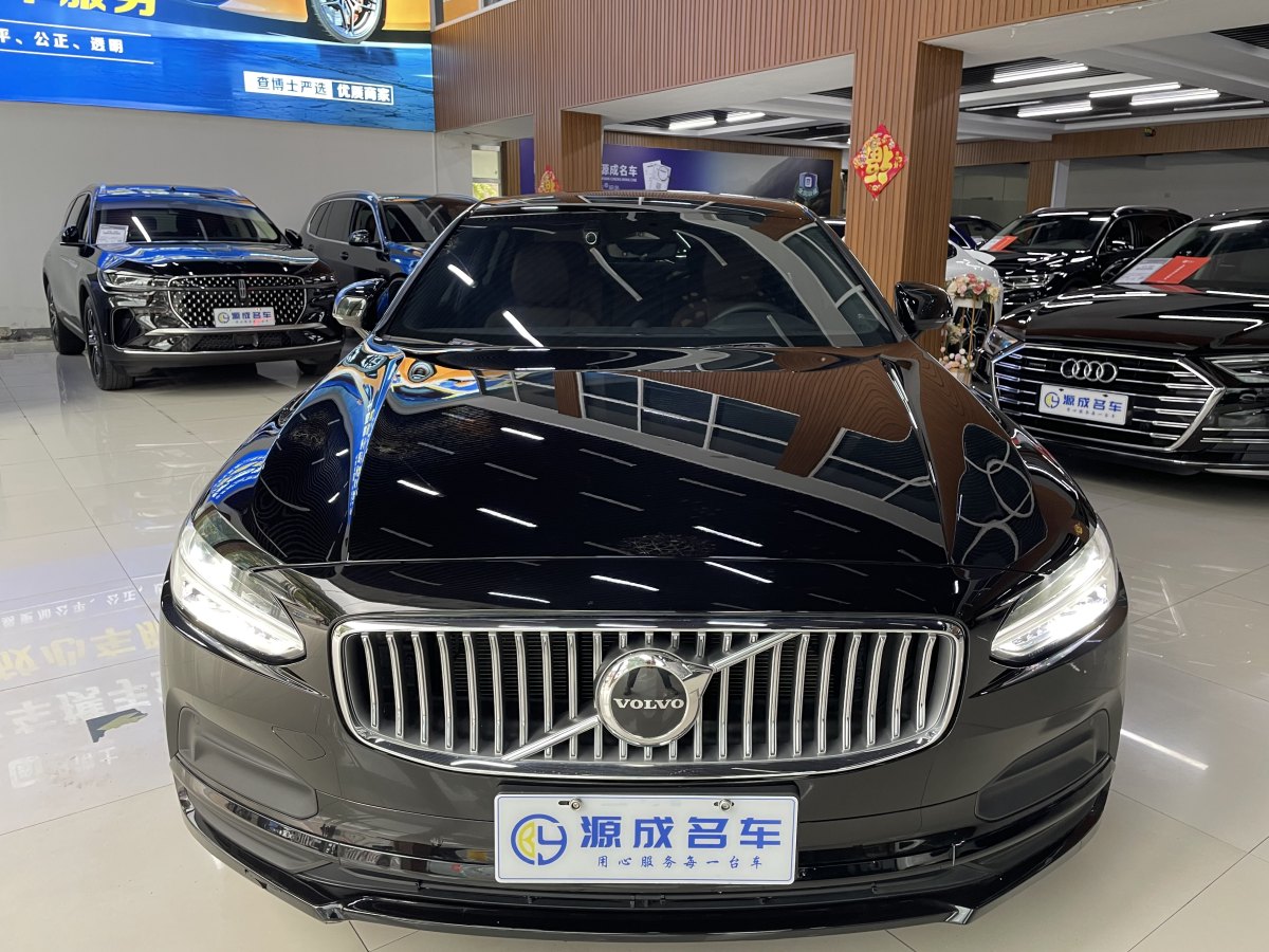 2022年5月沃爾沃 S90  2022款 B5 智逸豪華版