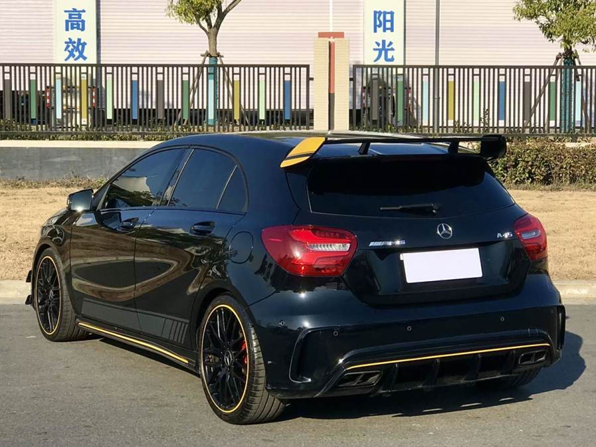 奔馳 奔馳A級(jí)AMG  2017款 AMG A 45 4MATIC 暗夜雷霆限量版圖片