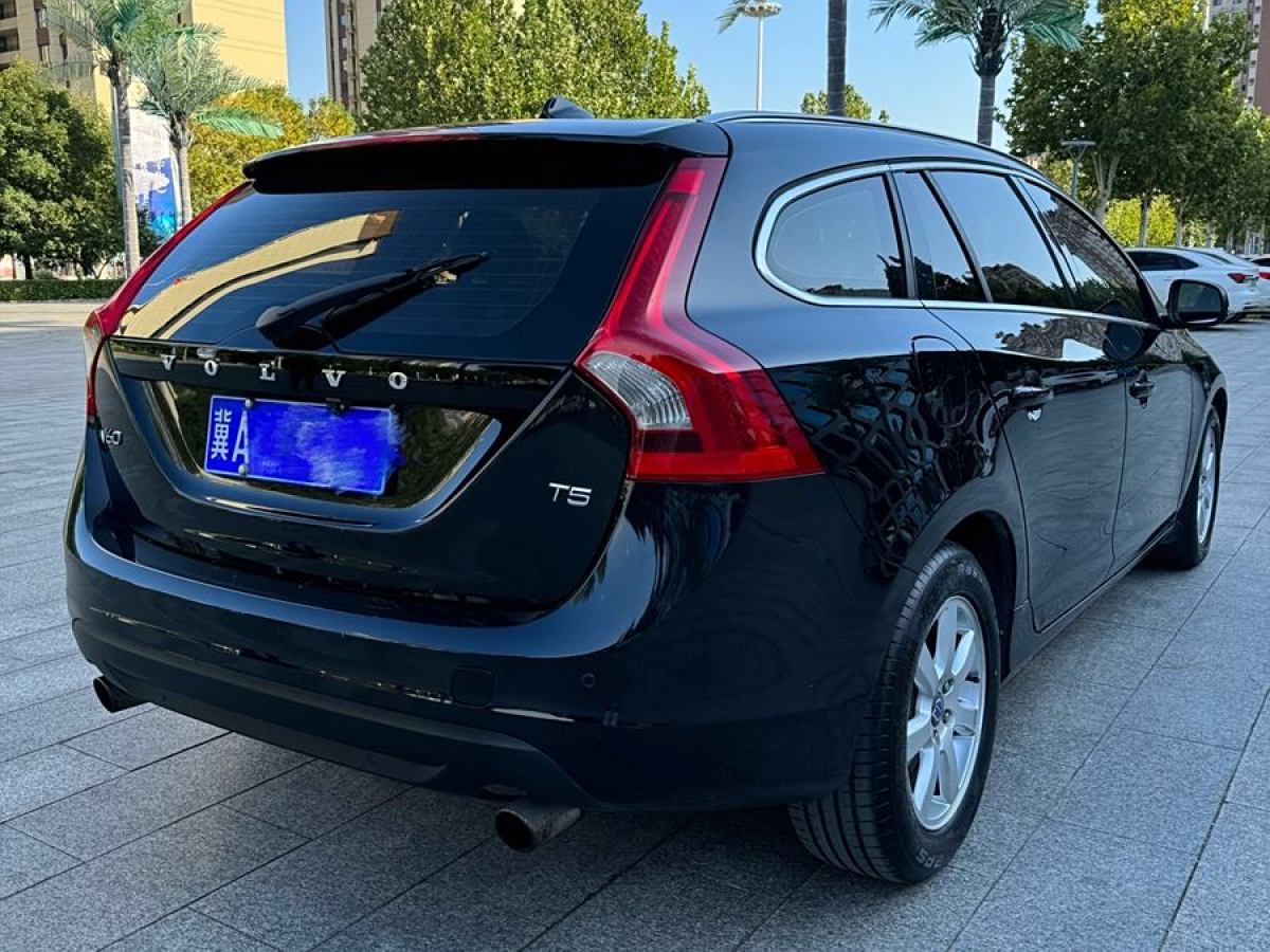 沃爾沃 V60  2013款 T5 智尚版圖片