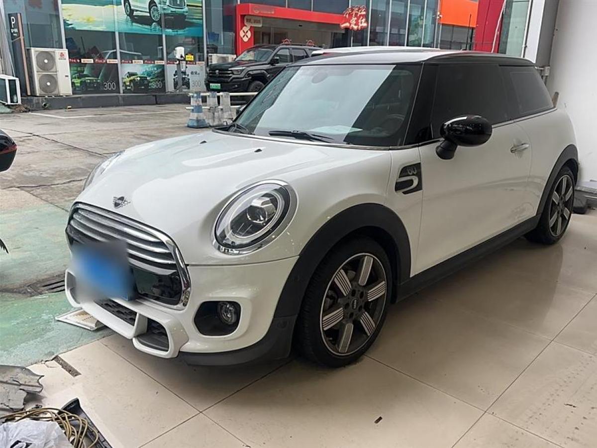 MINI MINI  2019款 1.5T COOPER 賽車手圖片