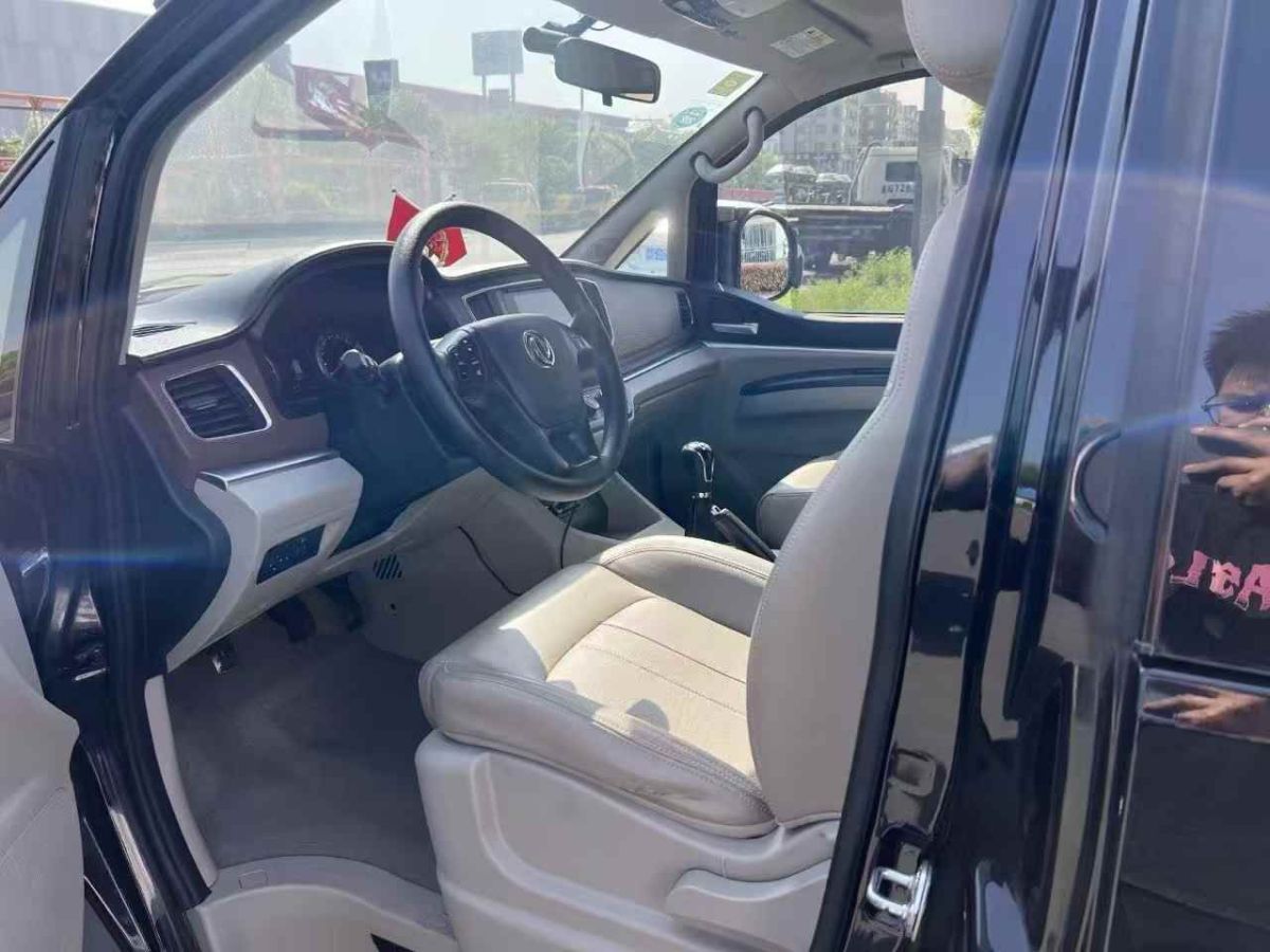 東風(fēng)風(fēng)行 菱智  2020款 M5 1.6L 手動(dòng)實(shí)用型圖片