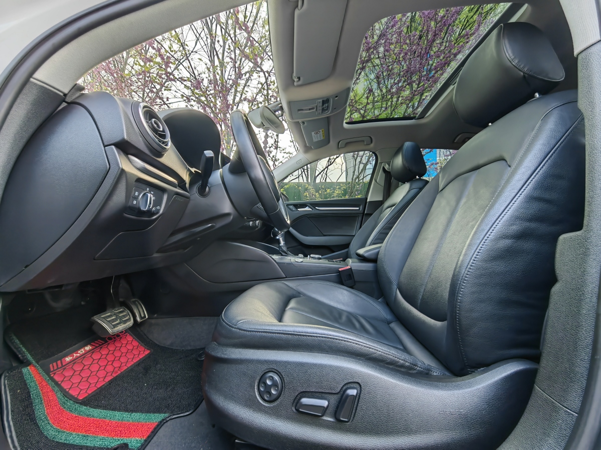 2015年1月奥迪 奥迪A3  2014款 Limousine 35 TFSI 自动舒适型