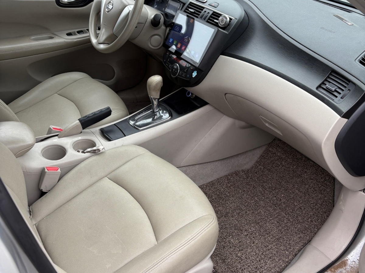 日產(chǎn) 騏達(dá)  2011款 1.6L CVT智能型圖片