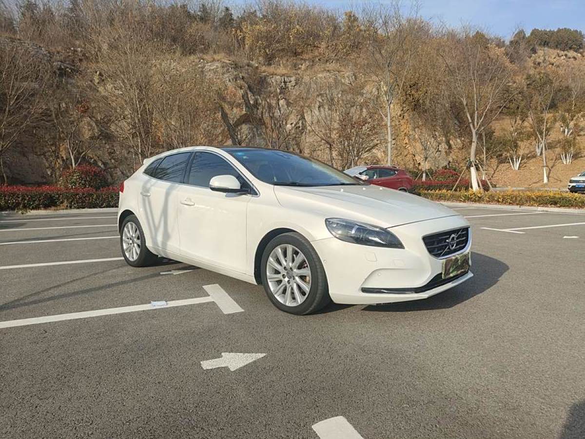 沃爾沃 V40  2015款 1.6T 智雅版圖片