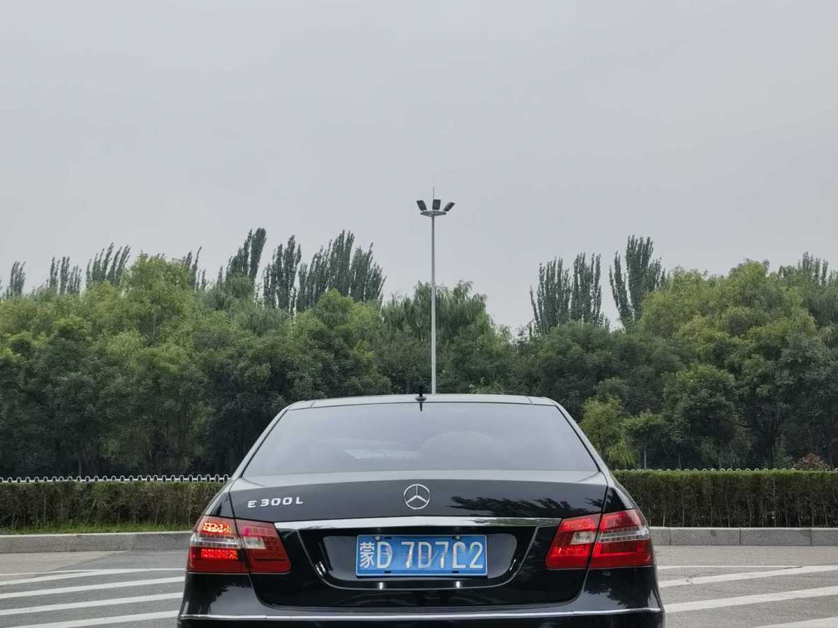 奔馳 奔馳E級  2012款 E 300 L 時尚豪華型圖片