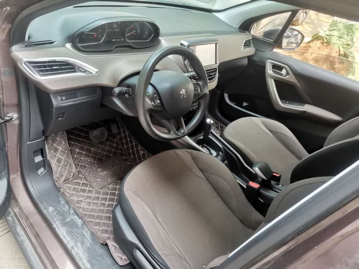 標致 2008  2015款 玩酷版 1.6L 自動翡翠型圖片