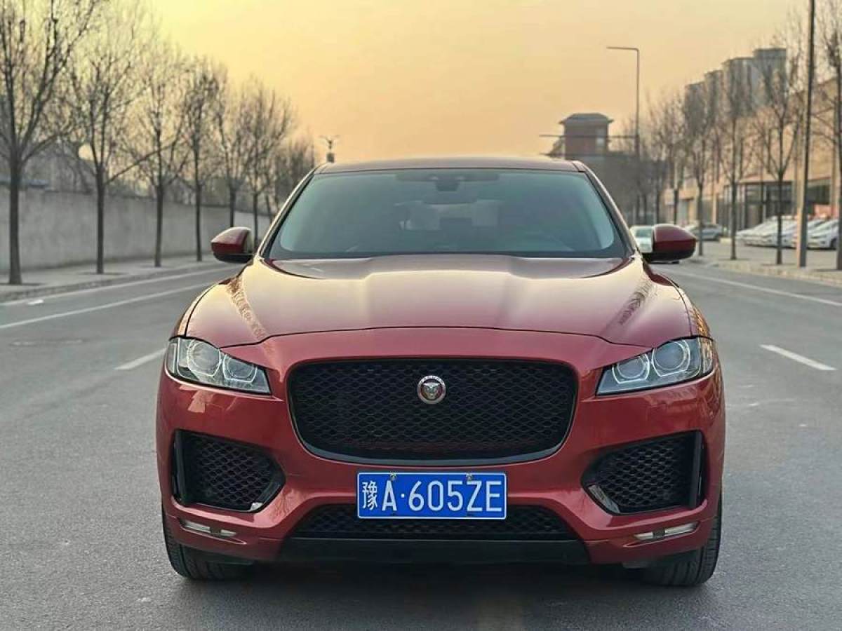 捷豹 F-PACE  2016款 2.0T 兩驅(qū)都市尊享版圖片