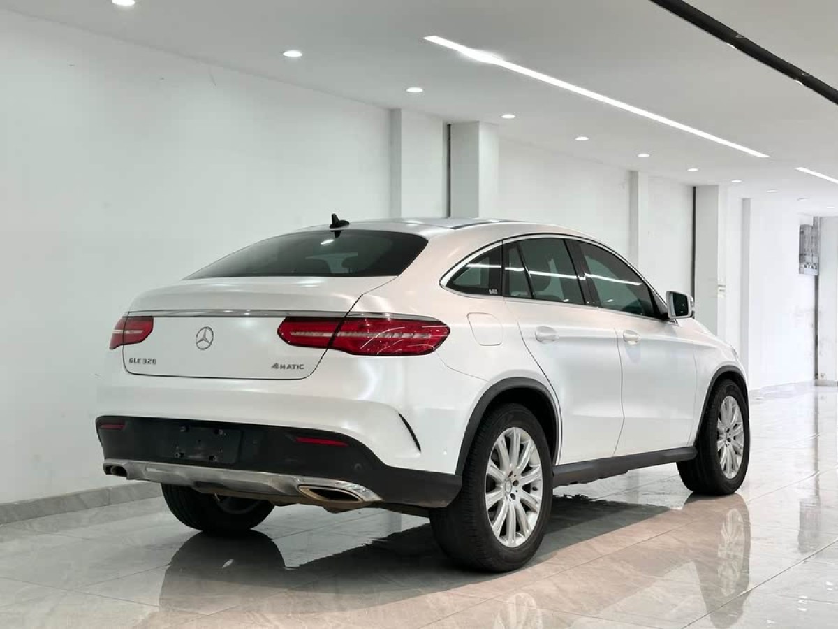 奔馳 奔馳GLE轎跑  2015款 GLE 320 4MATIC 轎跑SUV圖片