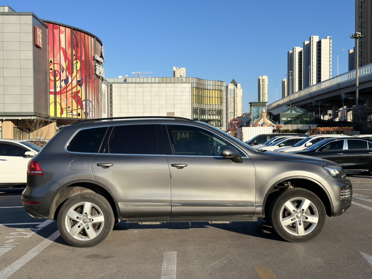 大眾 途銳  2011款 3.0TSI 高配型圖片