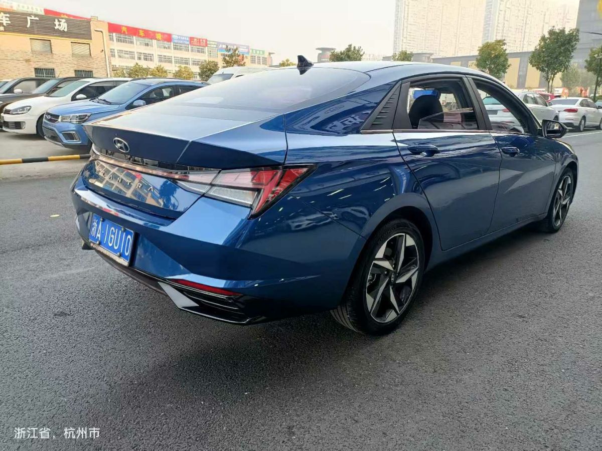 現(xiàn)代 伊蘭特  2021款 1.5L LUX尊貴版圖片