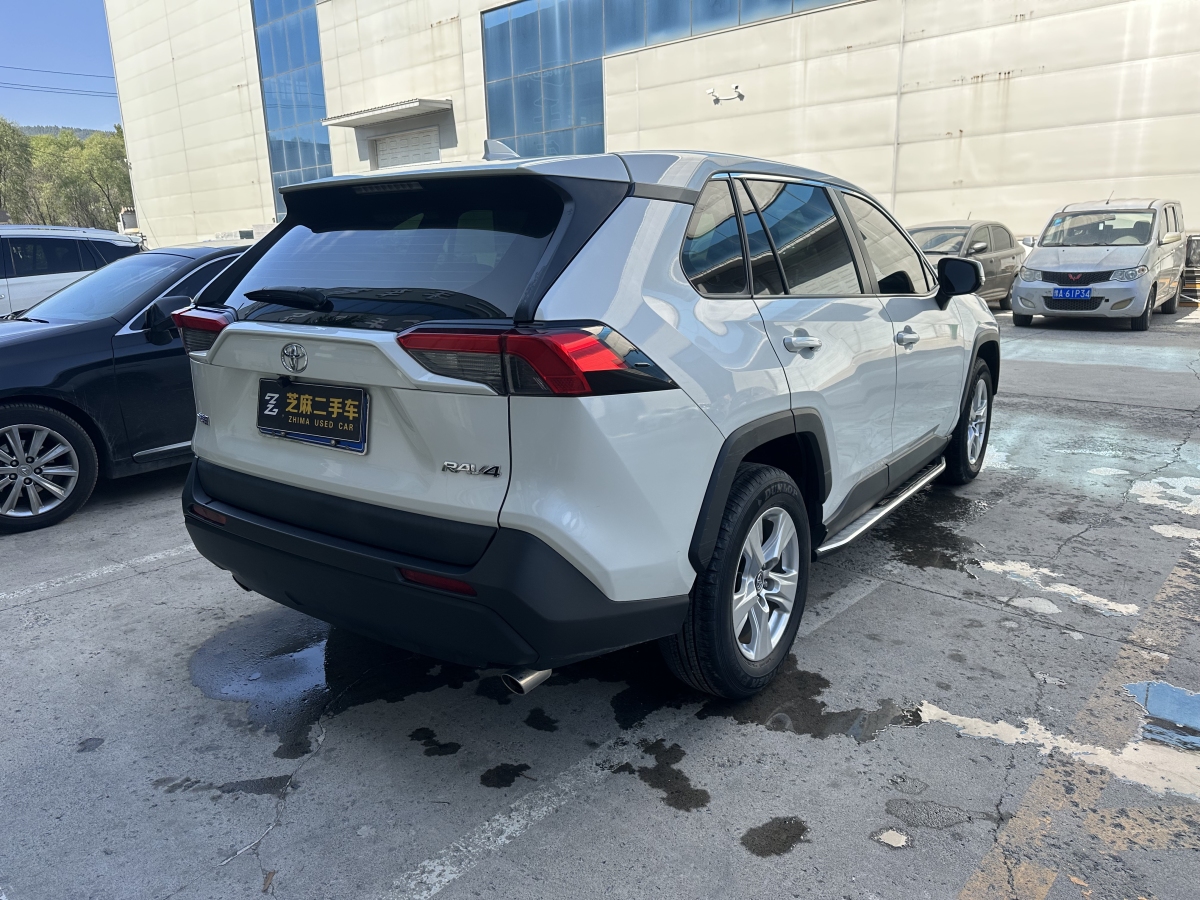 2020年1月豐田 RAV4  2018款 榮放 2.0L CVT兩驅(qū)都市版