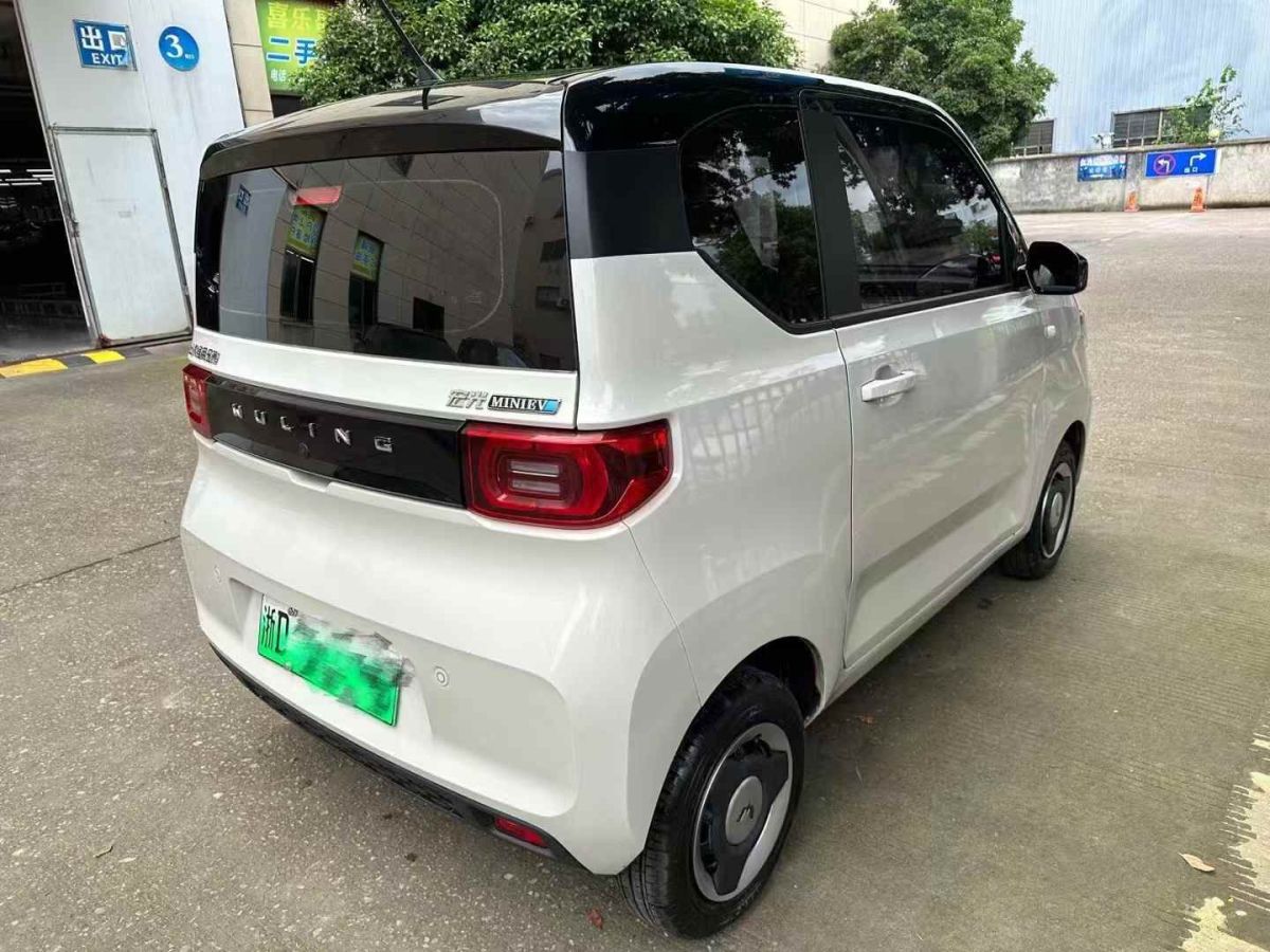 五菱 宏光MINIEV  2022款 GAMEBOY 200km 玩樂(lè)款 磷酸鐵鋰圖片