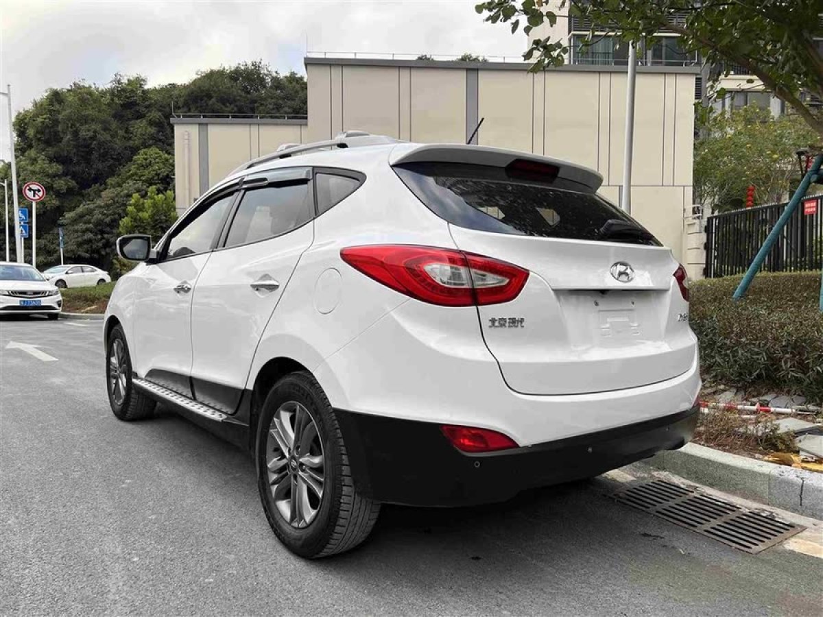 現(xiàn)代 ix35  2013款 2.0L 自動(dòng)兩驅(qū)智能型GLS 國(guó)IV圖片