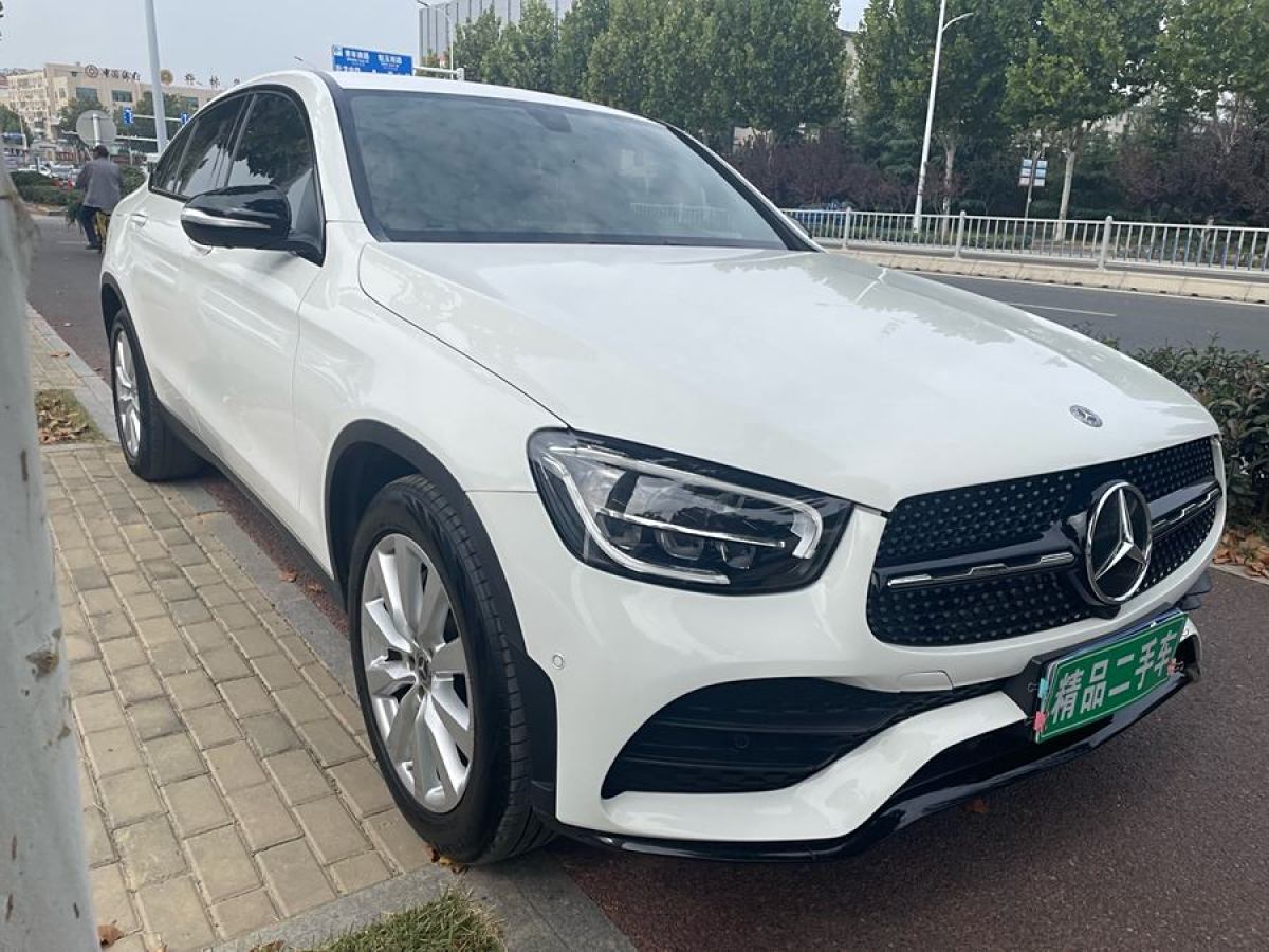 2020年1月奔馳 奔馳GLC  2023款 改款 GLC 260 4MATIC 轎跑SUV