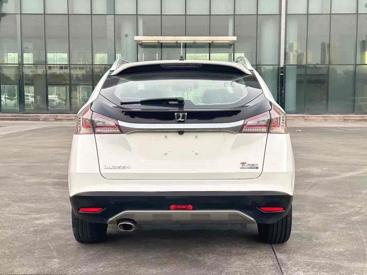 納智捷 優(yōu)6 SUV  2016款 1.8T 魅力升級型圖片