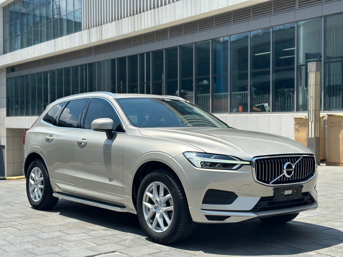 沃尔沃 XC60  2019款 T5 四驱智逸版图片