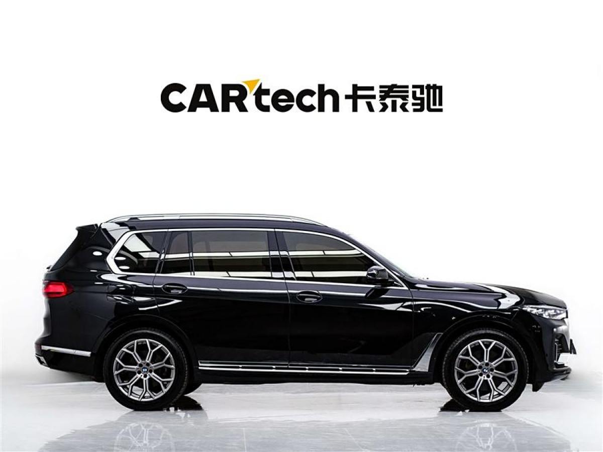 寶馬 寶馬X7  2021款 改款 xDrive40i 領(lǐng)先型豪華套裝圖片