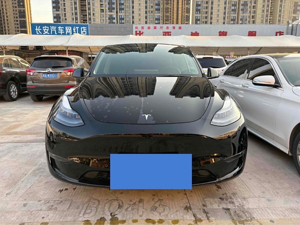 特斯拉 Model 3  2021款 改款 標(biāo)準(zhǔn)續(xù)航后驅(qū)升級版圖片