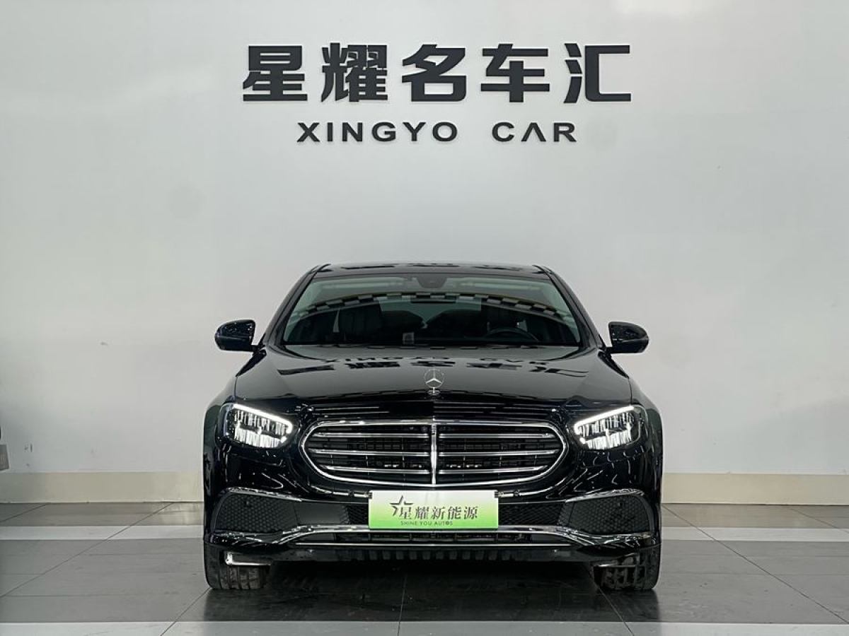 奔馳 奔馳E級新能源  2022款 改款三 E 350 e L 插電式混合動力轎車圖片