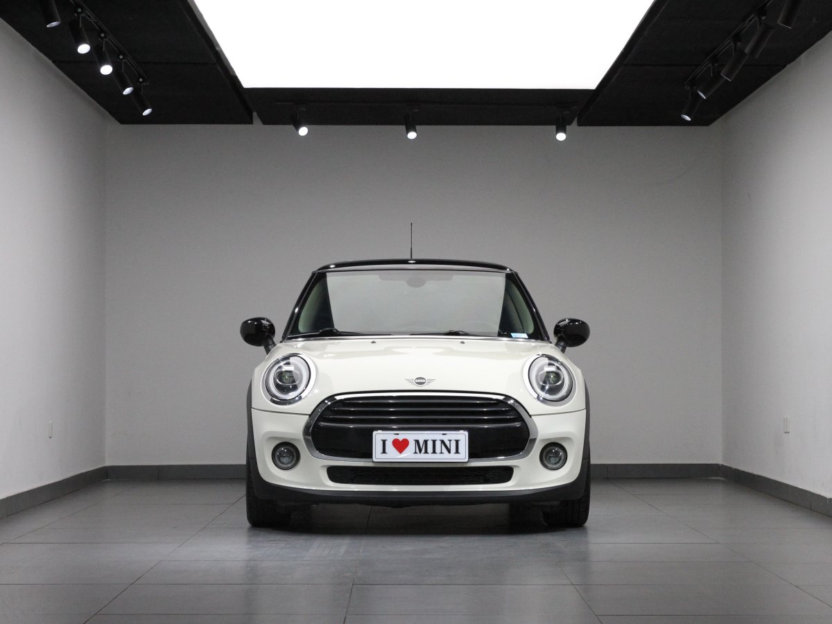 2019年12月MINI MINI  2019款 1.5T COOPER 經(jīng)典派