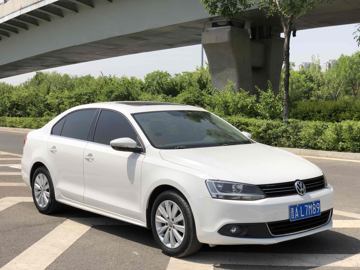 2013年10月大眾 速騰  2014款 改款 1.6L 自動舒適型