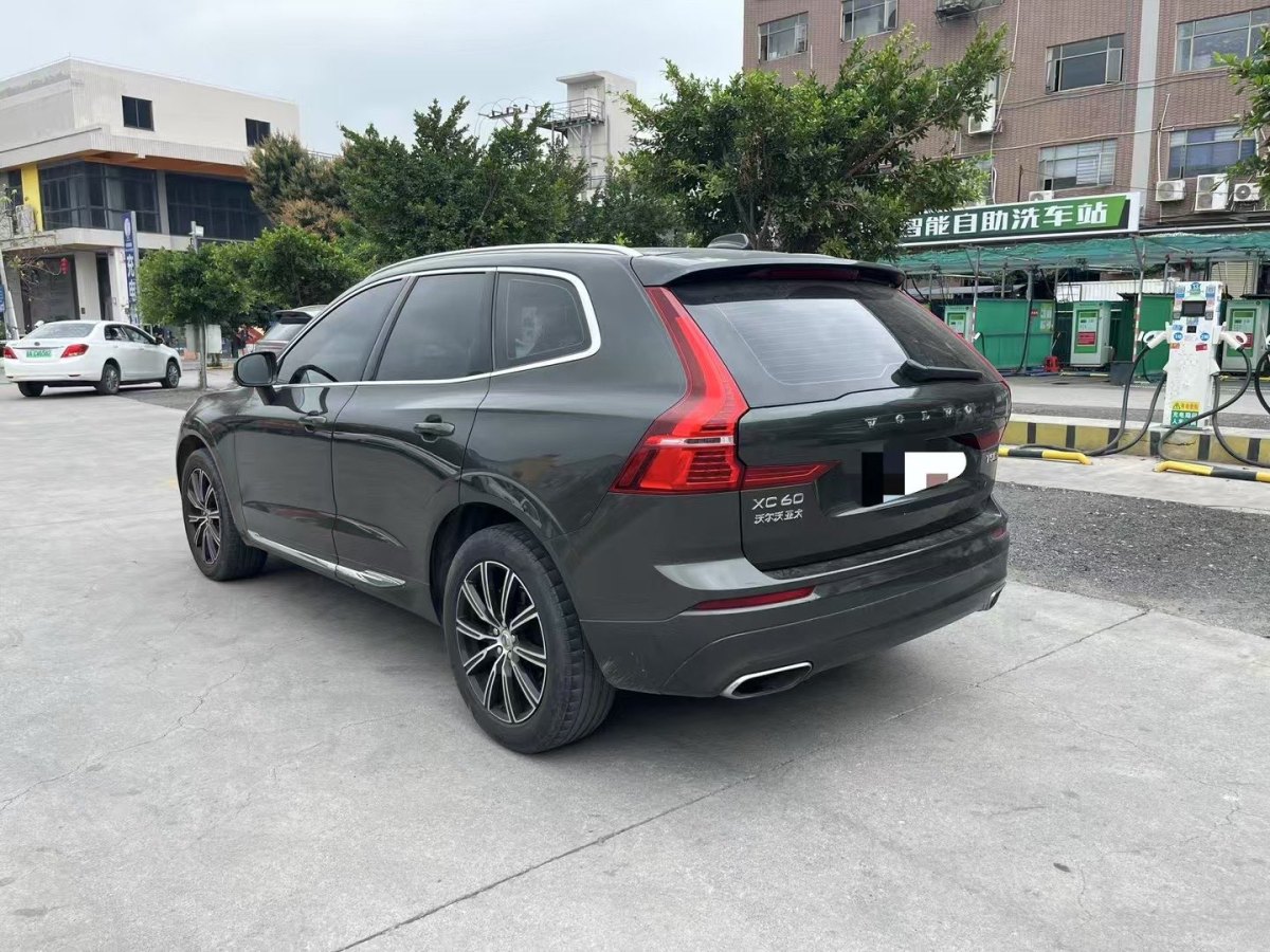 沃爾沃 XC60  2018款 T5 四驅(qū)智雅豪華版圖片