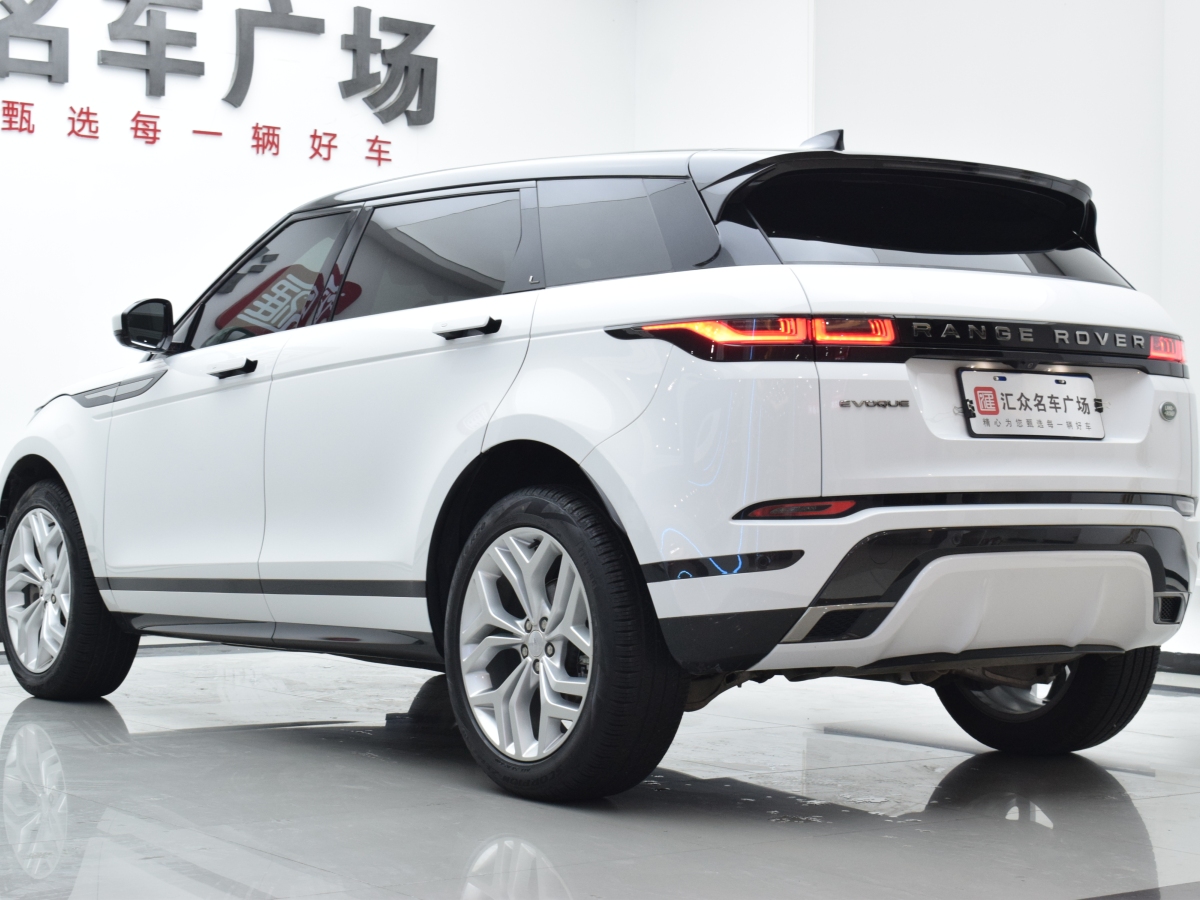 路虎 攬勝極光  2022款 極光L 200PS R-Dynamic Standard 精英版圖片