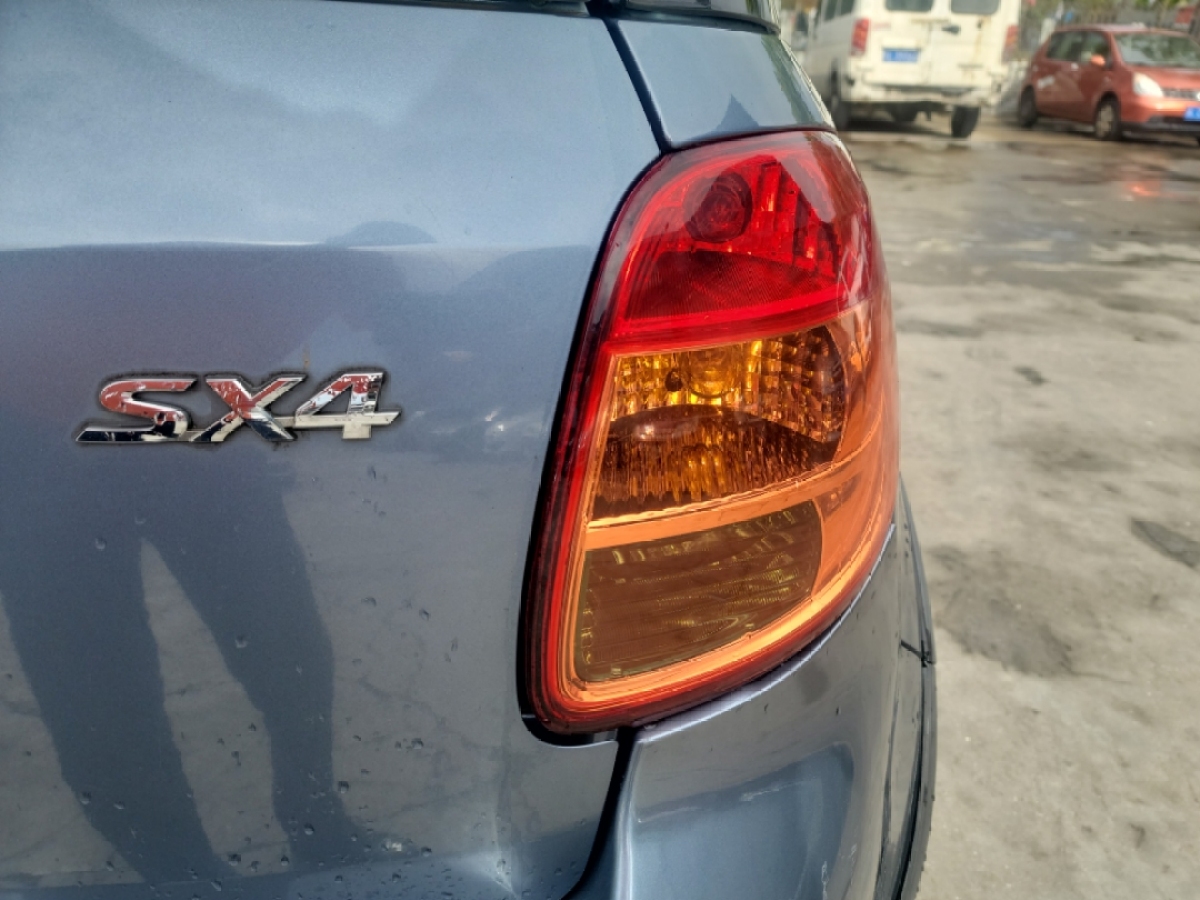 鈴木 天語 SX4  2010款 兩廂 1.6L 自動冠軍限量版圖片