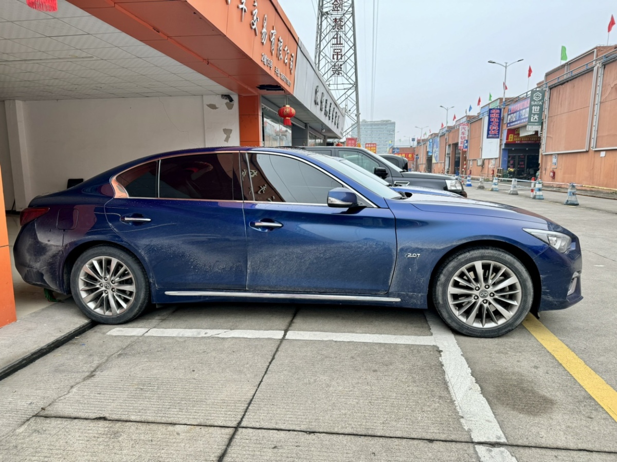 2021年9月英菲尼迪 Q50L  2021款 2.0T 逸享版