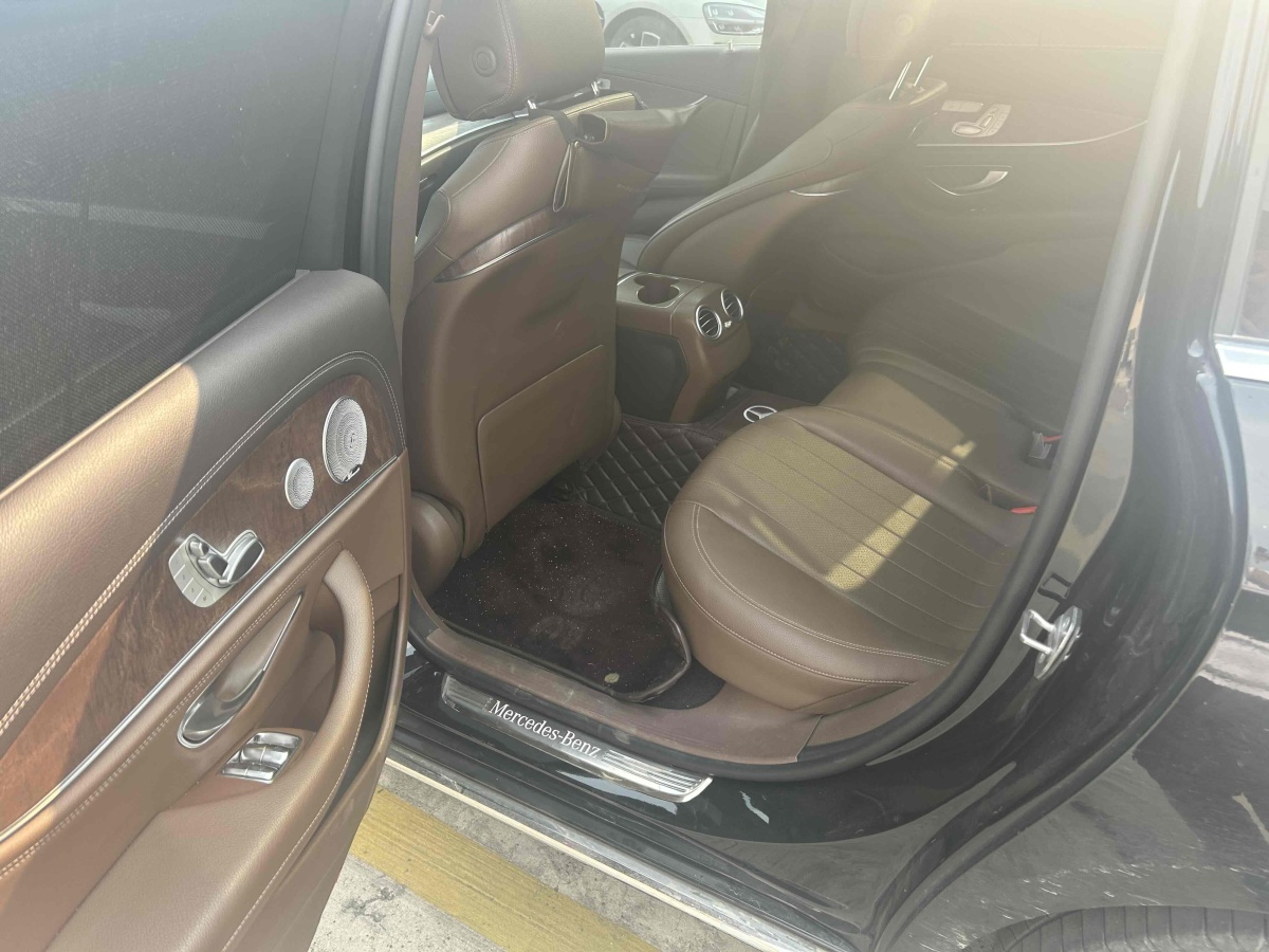 奔馳 奔馳E級  2020款 E 300 L 豪華型圖片