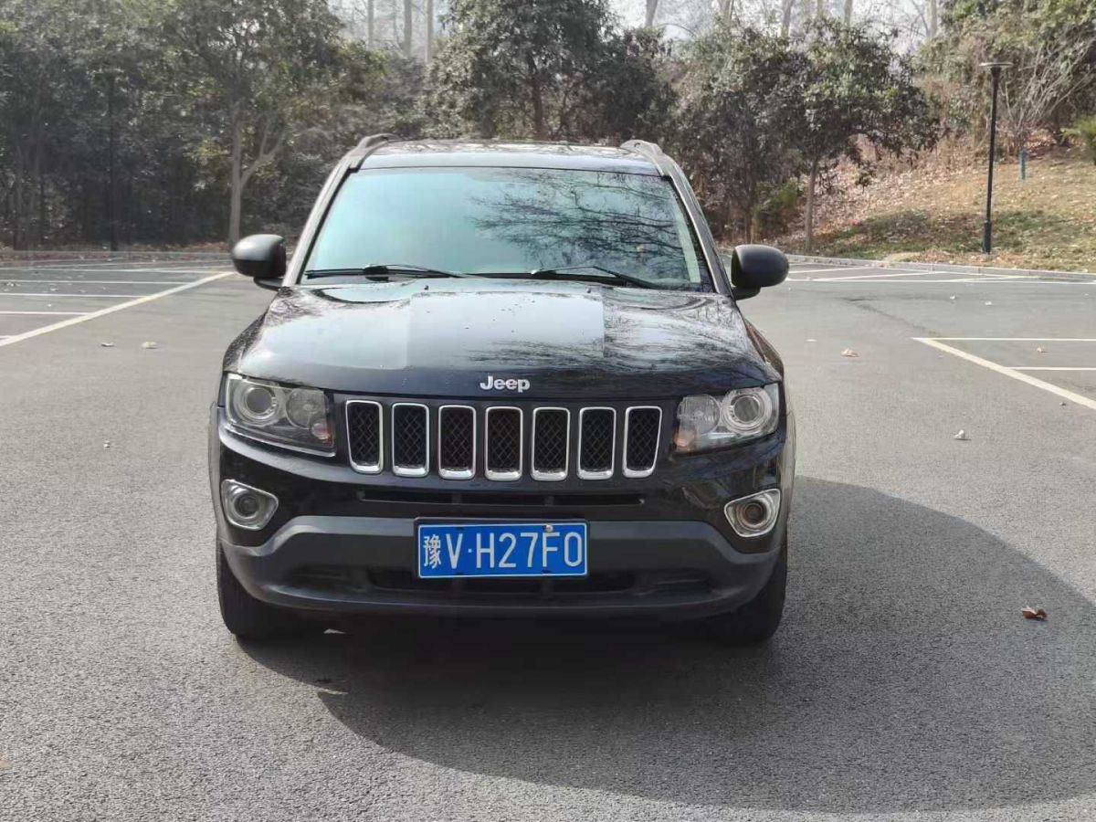 Jeep 指南者  2014款 2.0L 兩驅(qū)豪華版圖片