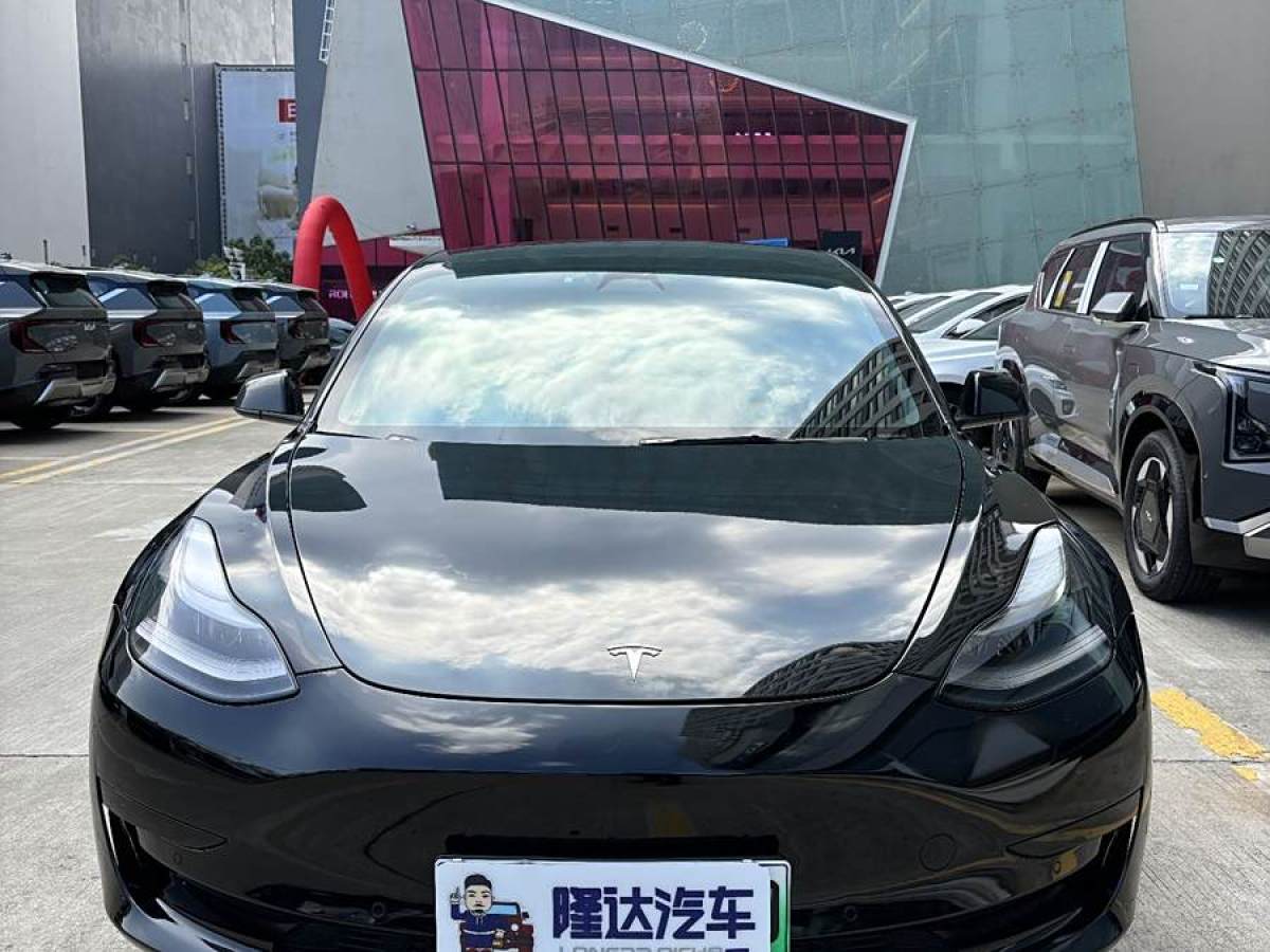 特斯拉 Model 3  2022款 改款 后輪驅(qū)動版圖片