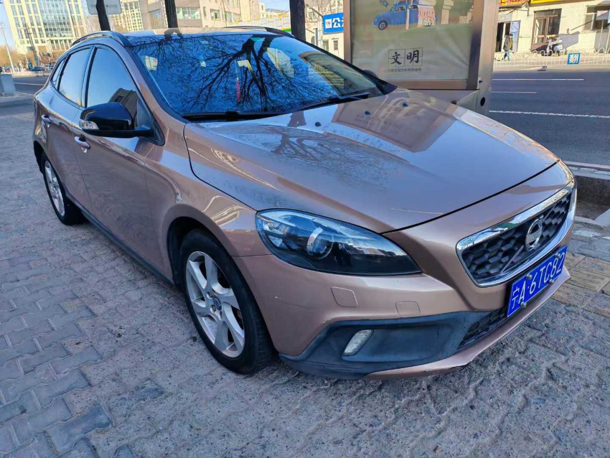 沃爾沃 V40  2015款 1.6T 智尚版圖片