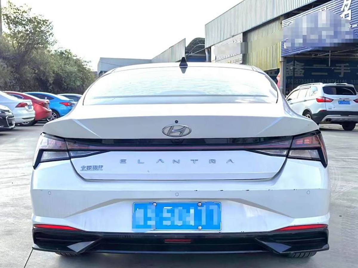 現(xiàn)代 伊蘭特  2021款 1.5L LUX尊貴版圖片