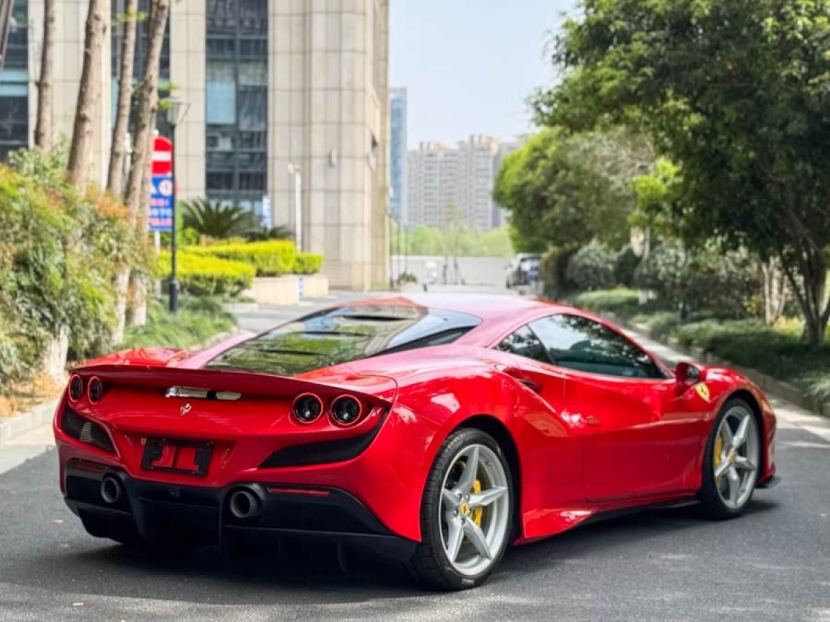 法拉利 F8 Tributo  2019款  3.9T V8圖片