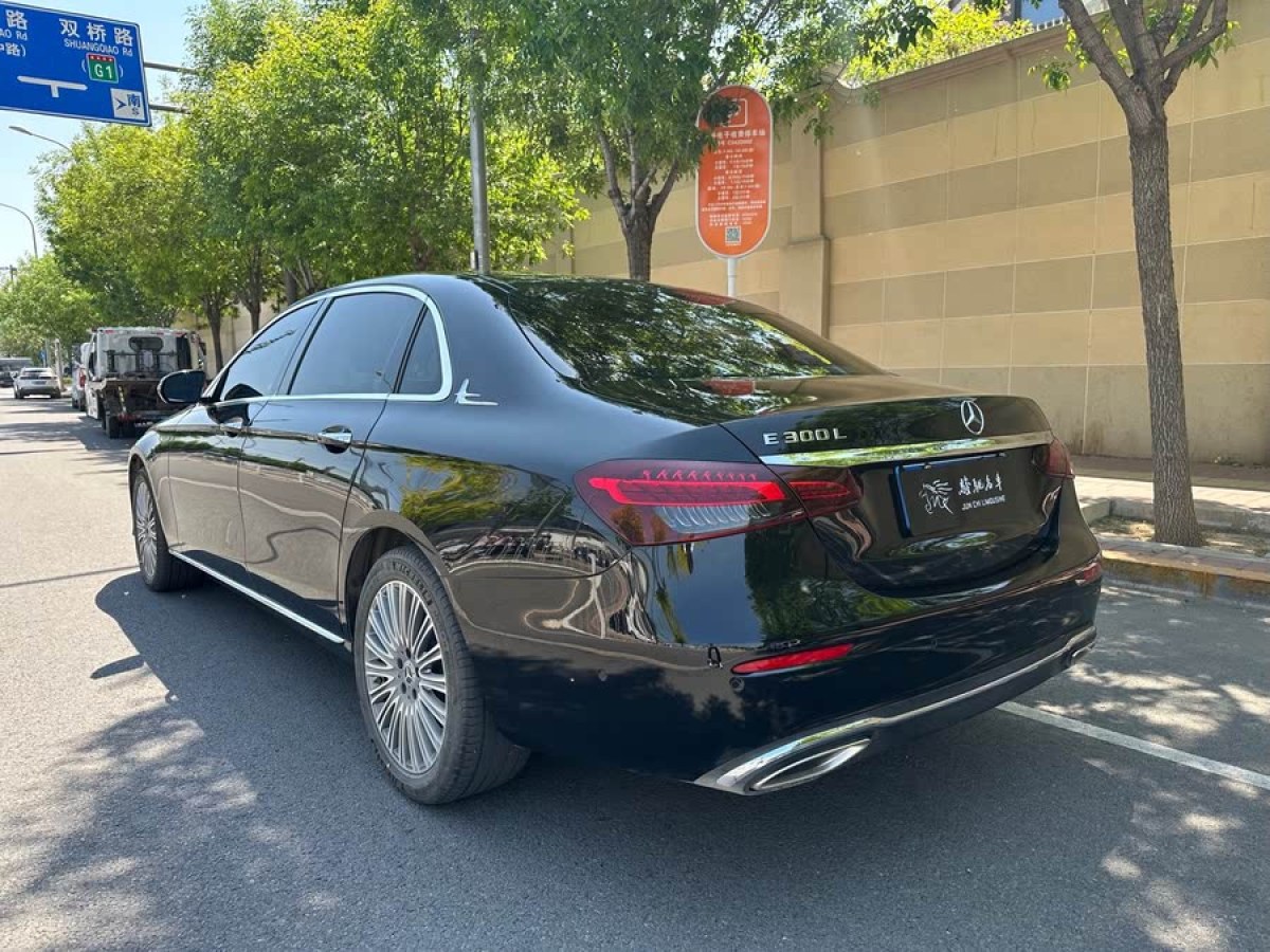 奔馳 奔馳E級(jí)  2023款 改款 E 300 L 豪華型圖片