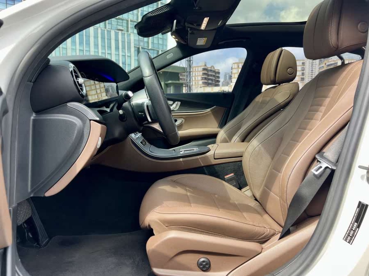 奔馳 奔馳E級  2021款 改款 E 300 L 尊貴型圖片