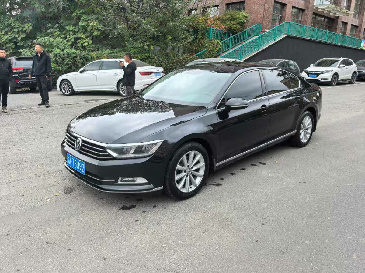 大眾 邁騰  2019款 280TSI DSG 領(lǐng)先型圖片